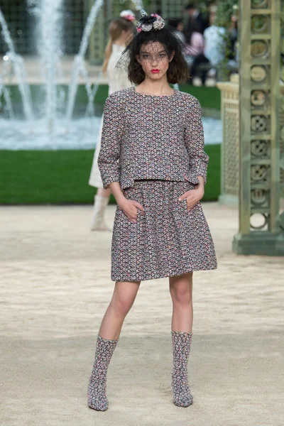 Look 6